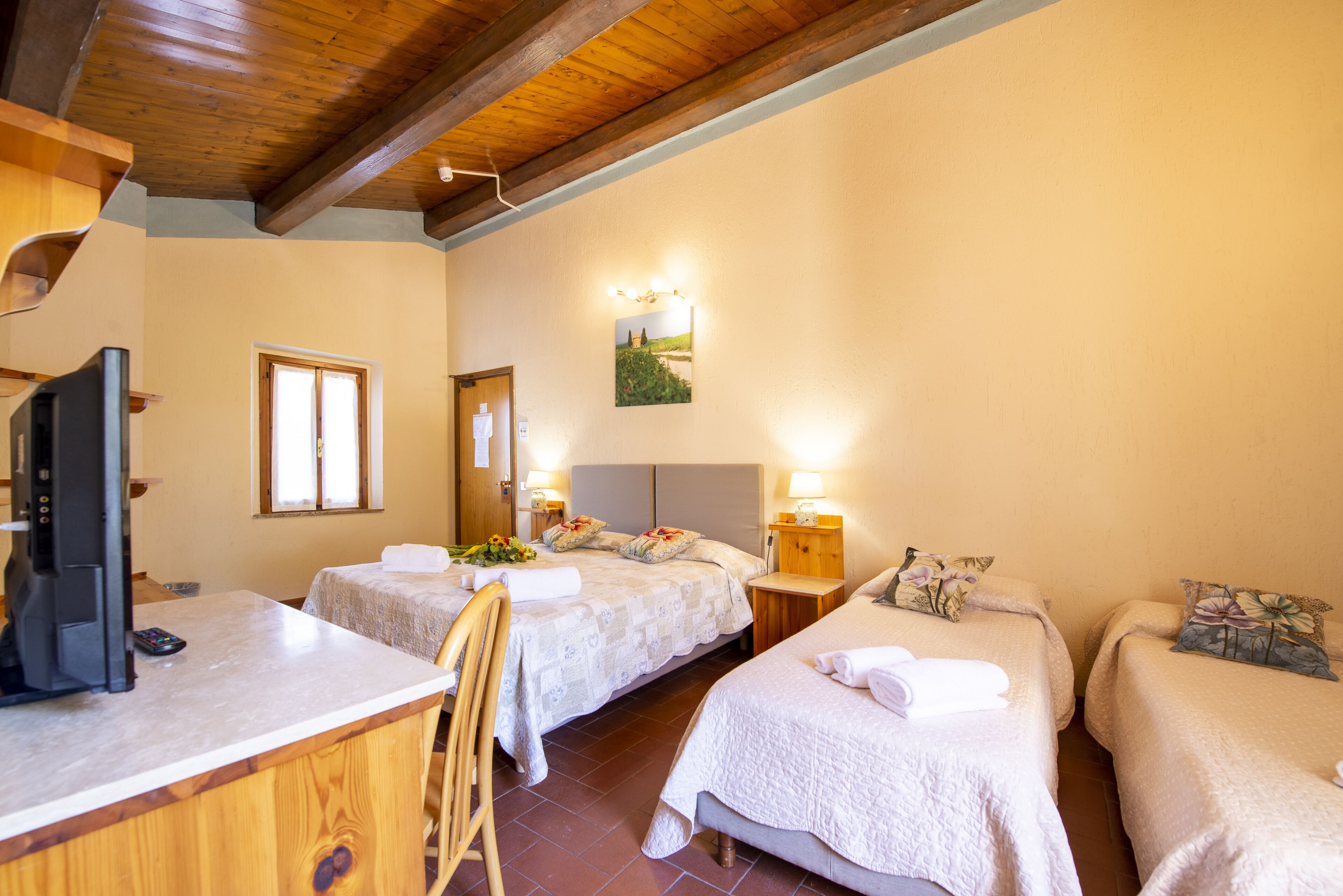 quadruple room | minibar, in-room safe, individually furnished, desk