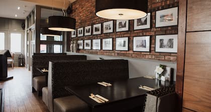 Richmond Park Hotel