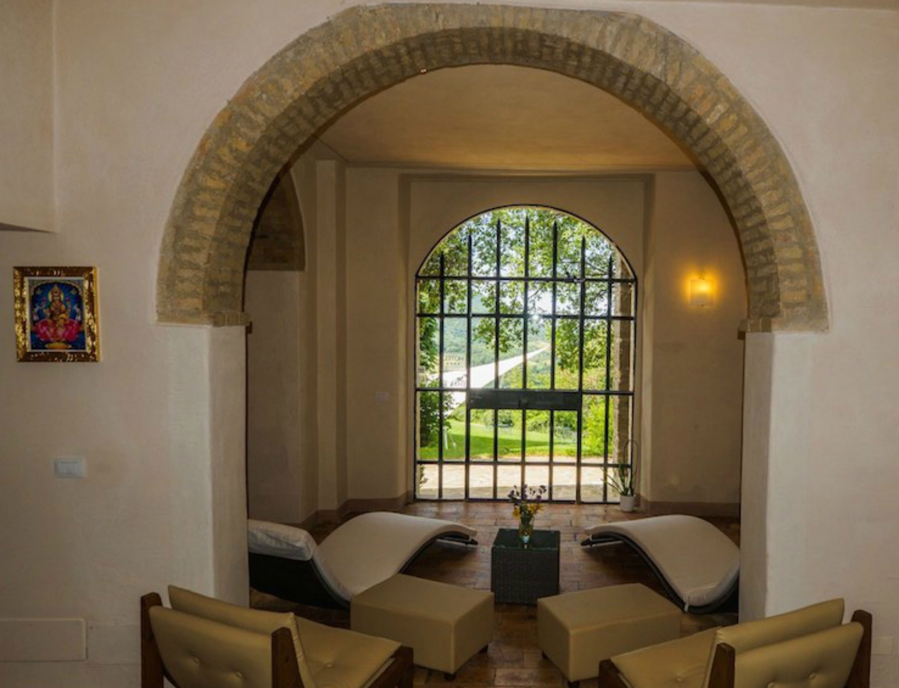 Körperbehandlungen, Gesichtsbehandlungen, Massageanwendungen