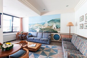 Sala de estar en el lobby