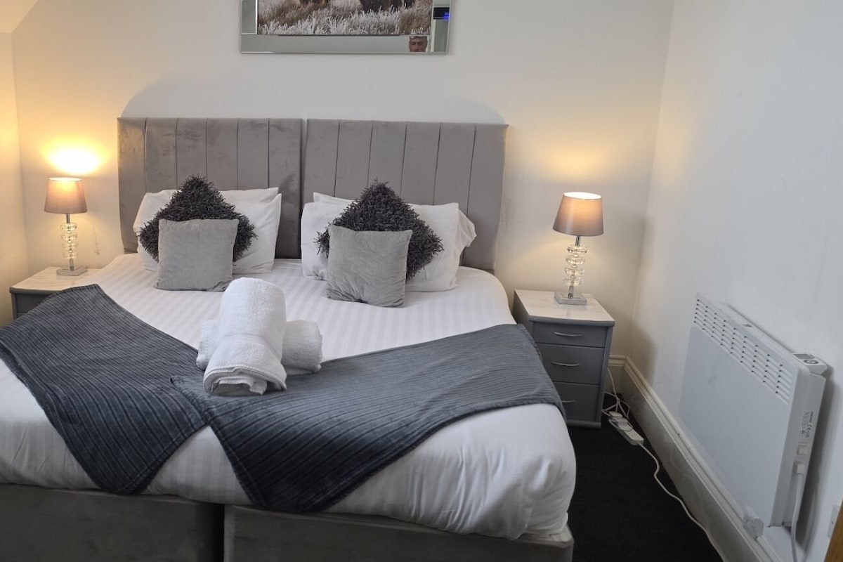 Standard Double Room | Hypo-allergenic bedding available, individually decorated