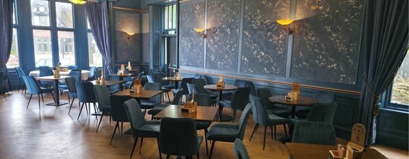 Interior - Royal Marine Hotel (Dunoon)