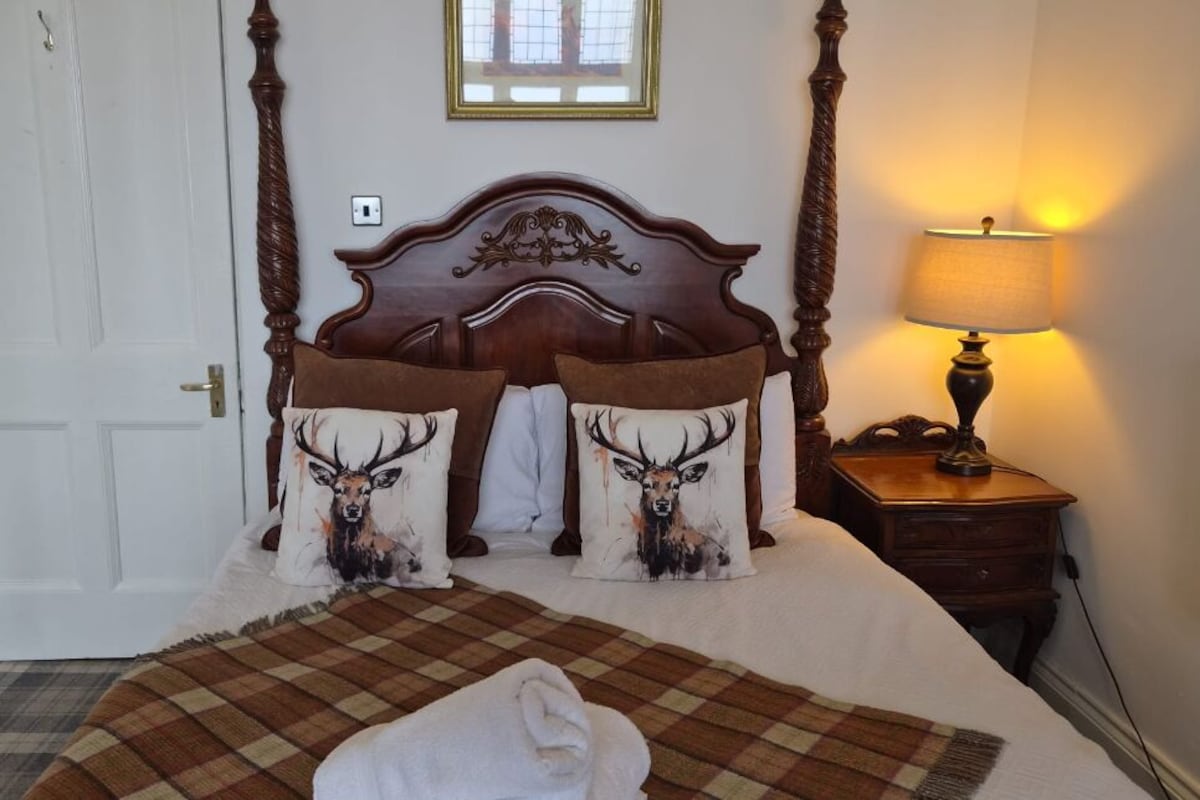 Hypo-allergenic bedding available, individually decorated