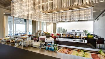 Tägliches inbegriffenes Frühstücksbuffet