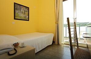 In-room safe, cots/infant beds, free WiFi, alarm clocks - Hotel Ariston (Castrocaro Terme)