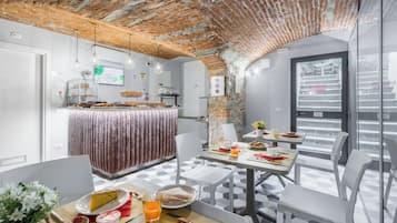 Daily buffet breakfast (EUR 7 per person)