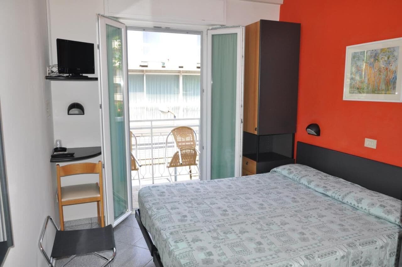 Coffres-forts dans les chambres, bureau, Wi-Fi gratuit