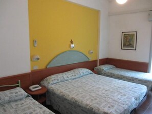 In-room safe, desk, free WiFi - Diamond (Rimini)