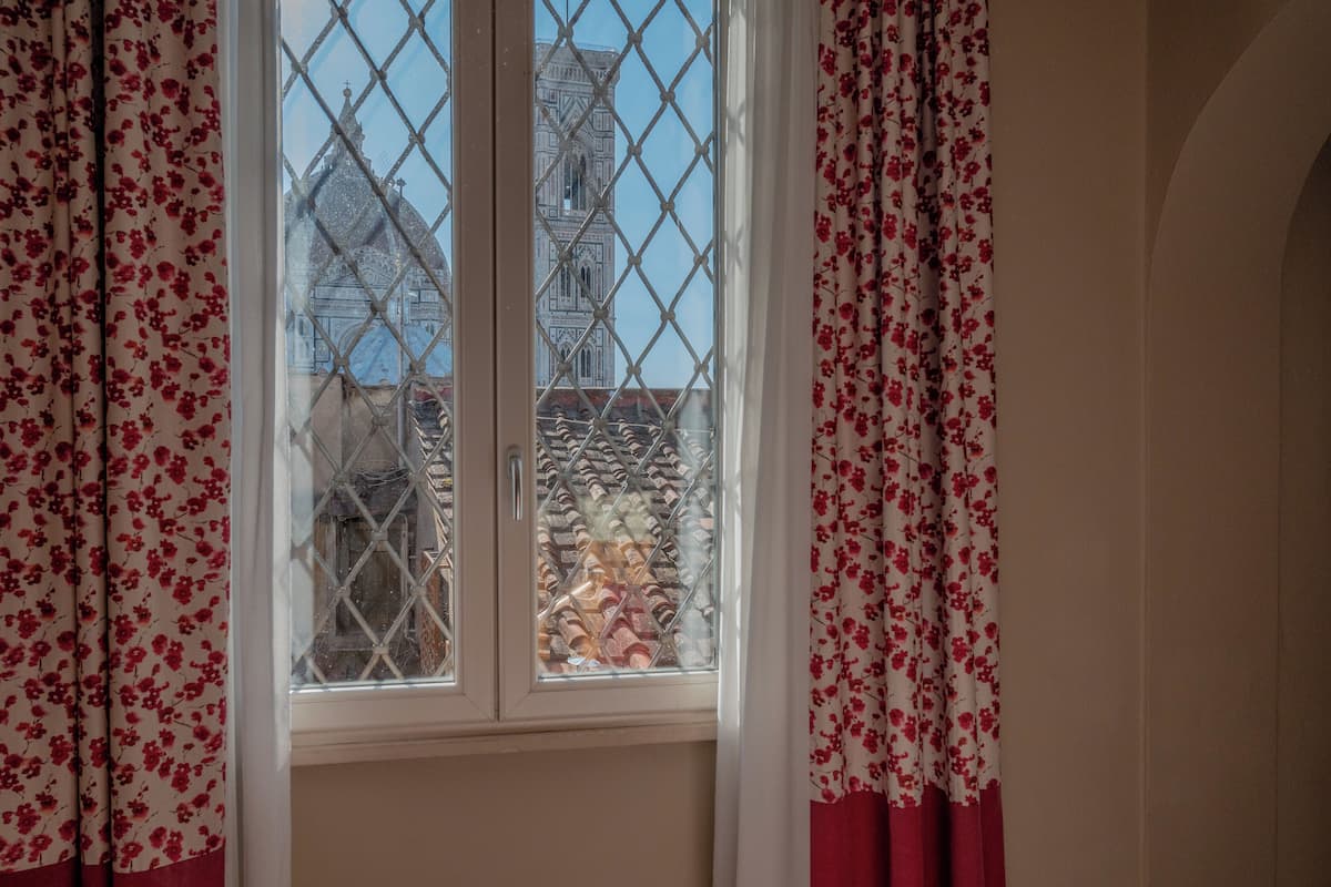 Chambre Supérieure, vue ville