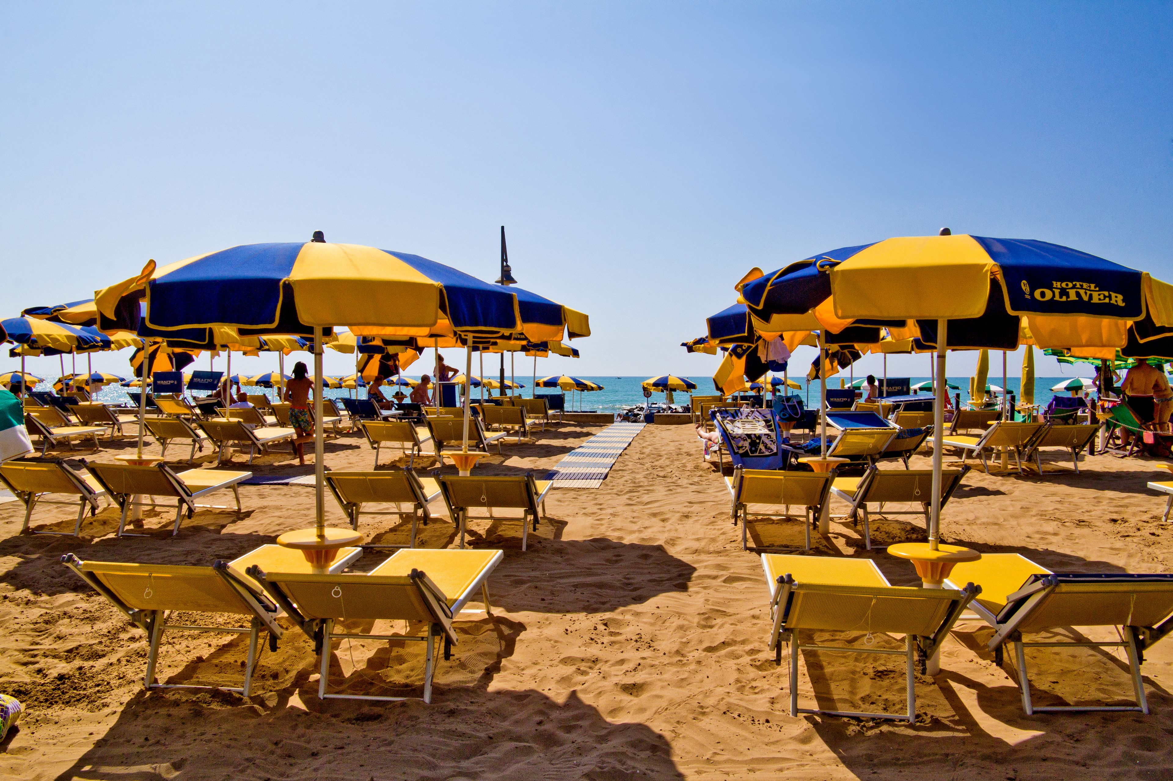 private beach, free beach cabanas, sun-loungers, beach umbrellas