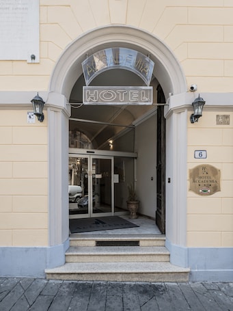 Entrada da propriedade. Hotel Accademia