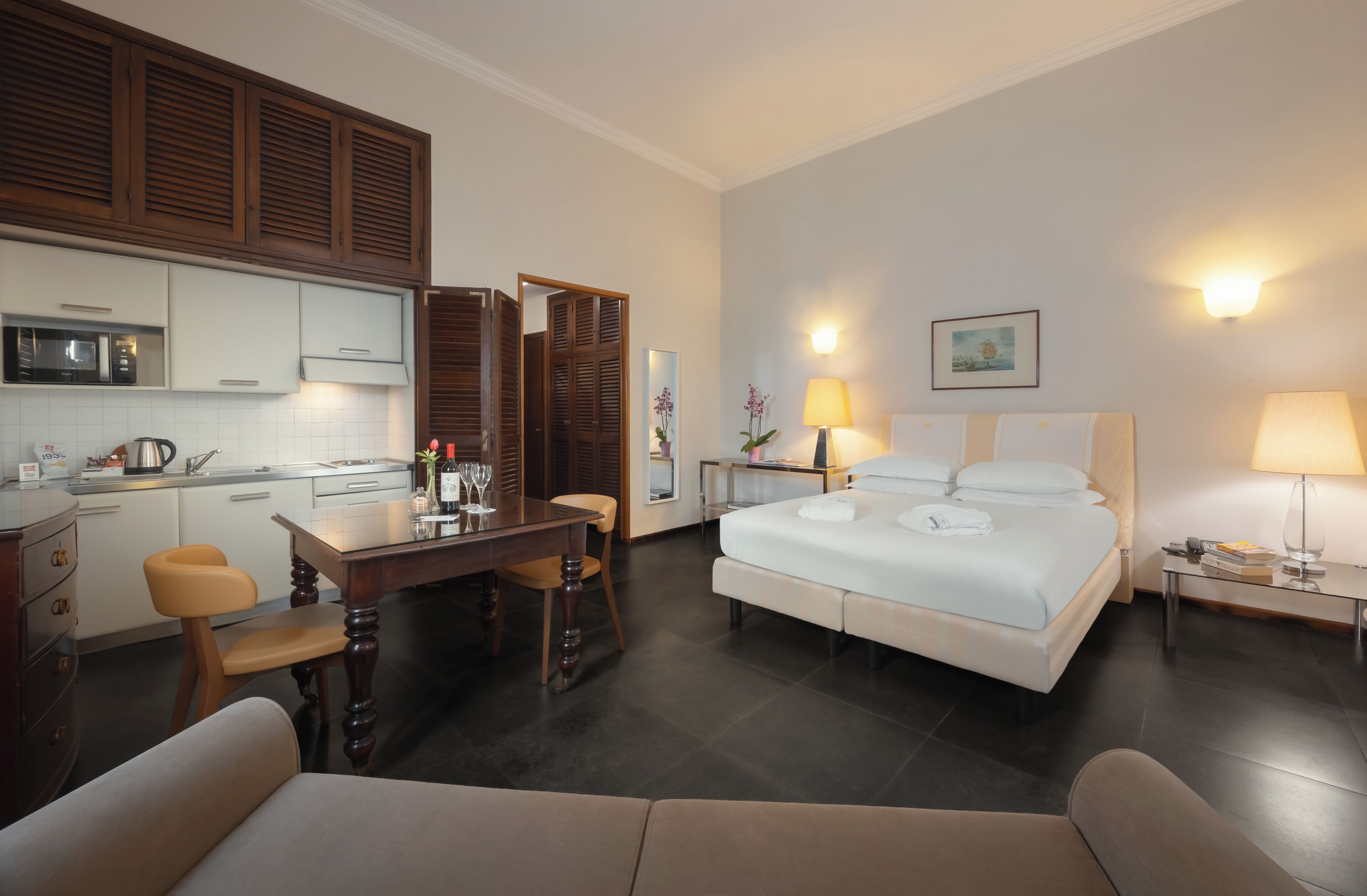 Estudi superior | Roba de llit d'alta qualitat, cobrellits i minibar 