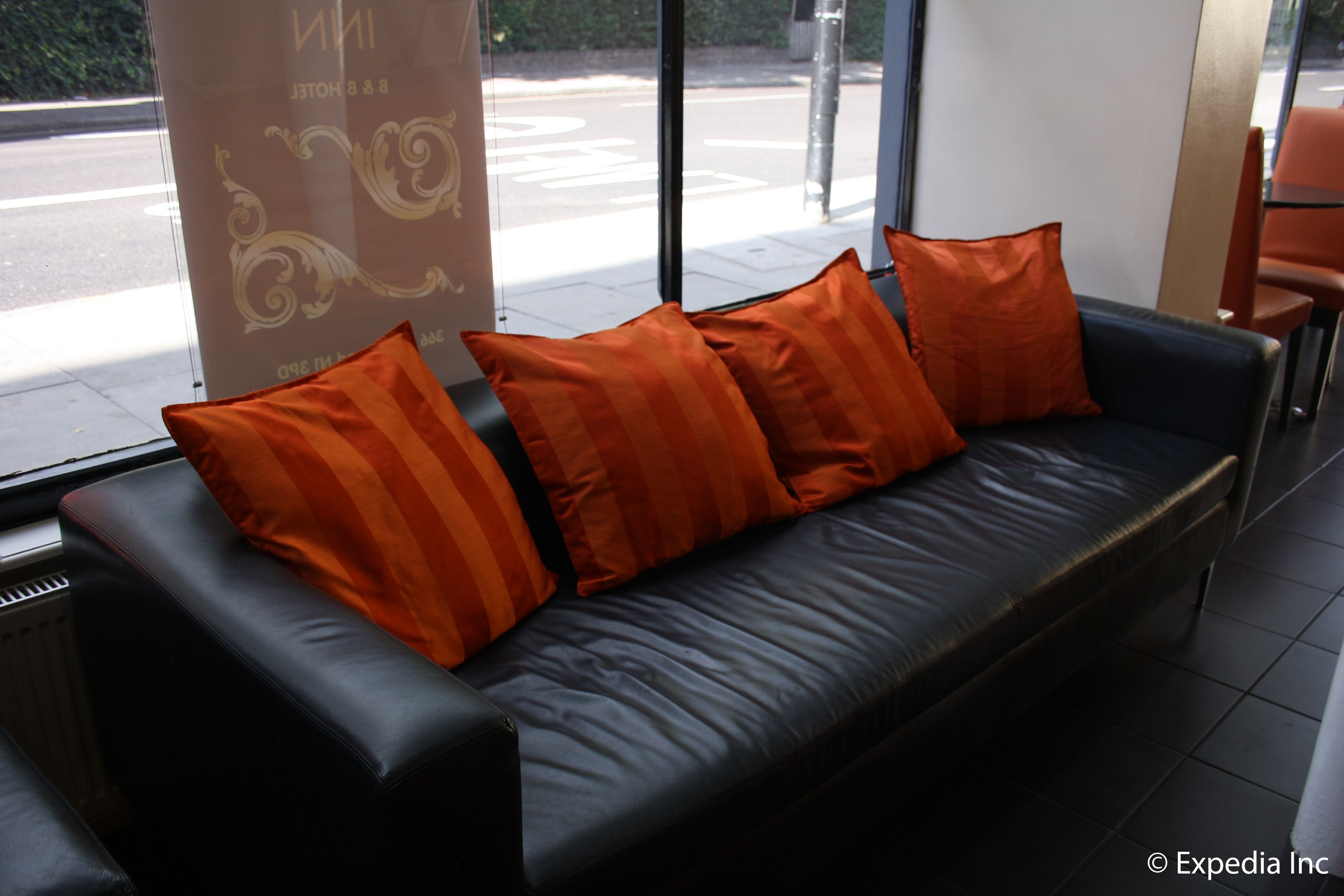 Photo - Islington Inn