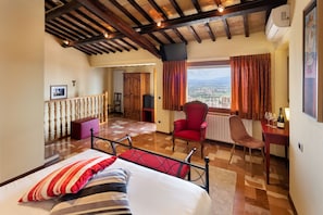 In-room safe, individually furnished, desk, soundproofing - Hotel Posta Panoramic (Assisi)