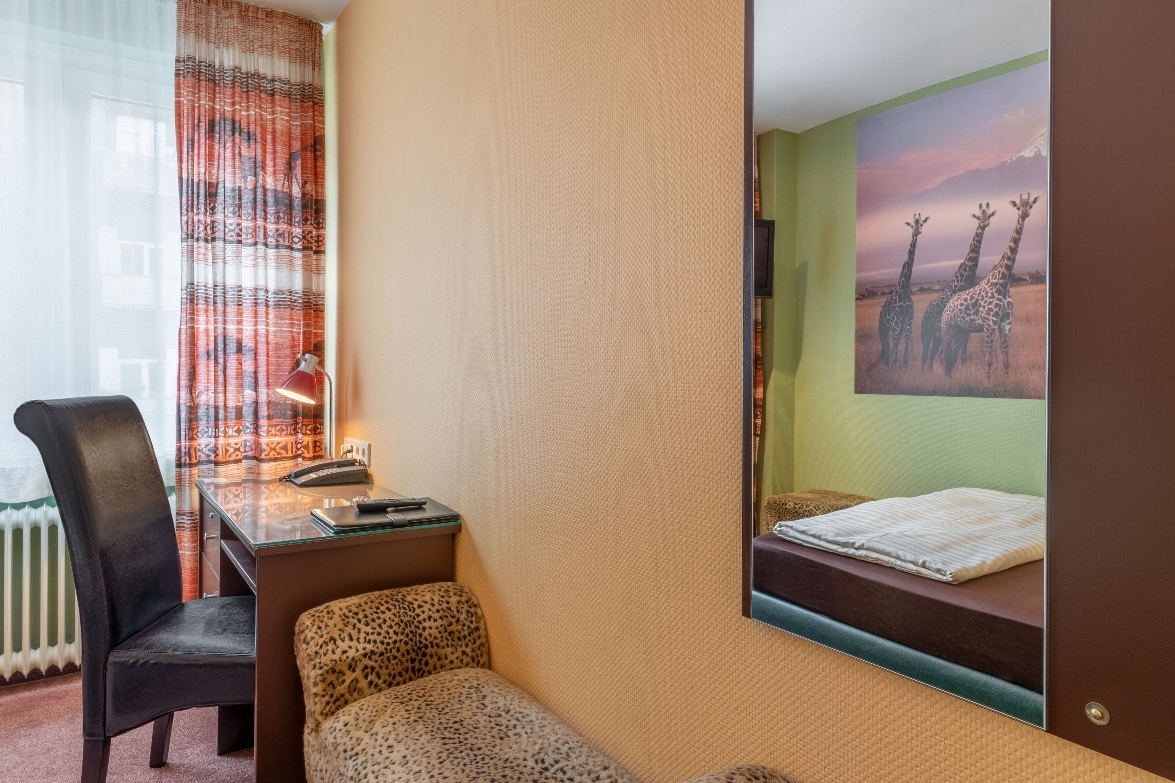 single room | living area | tv