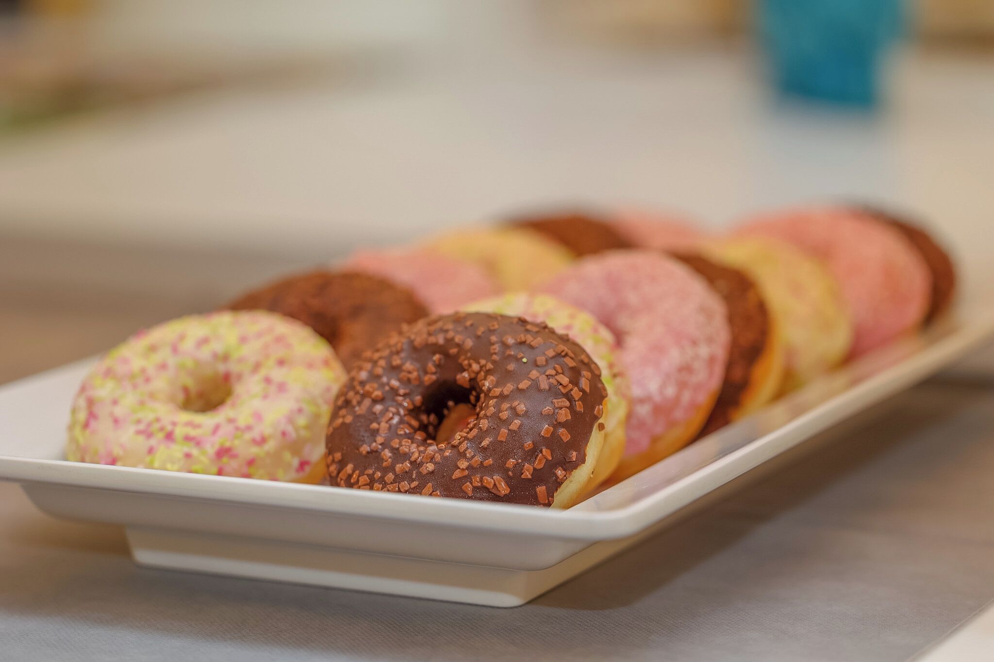 breakfast, lunch and dinner served