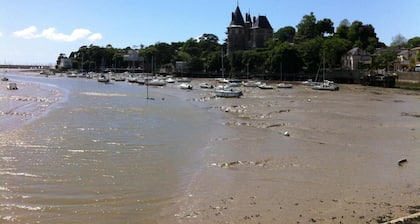 Brit Hotel Les Alizés