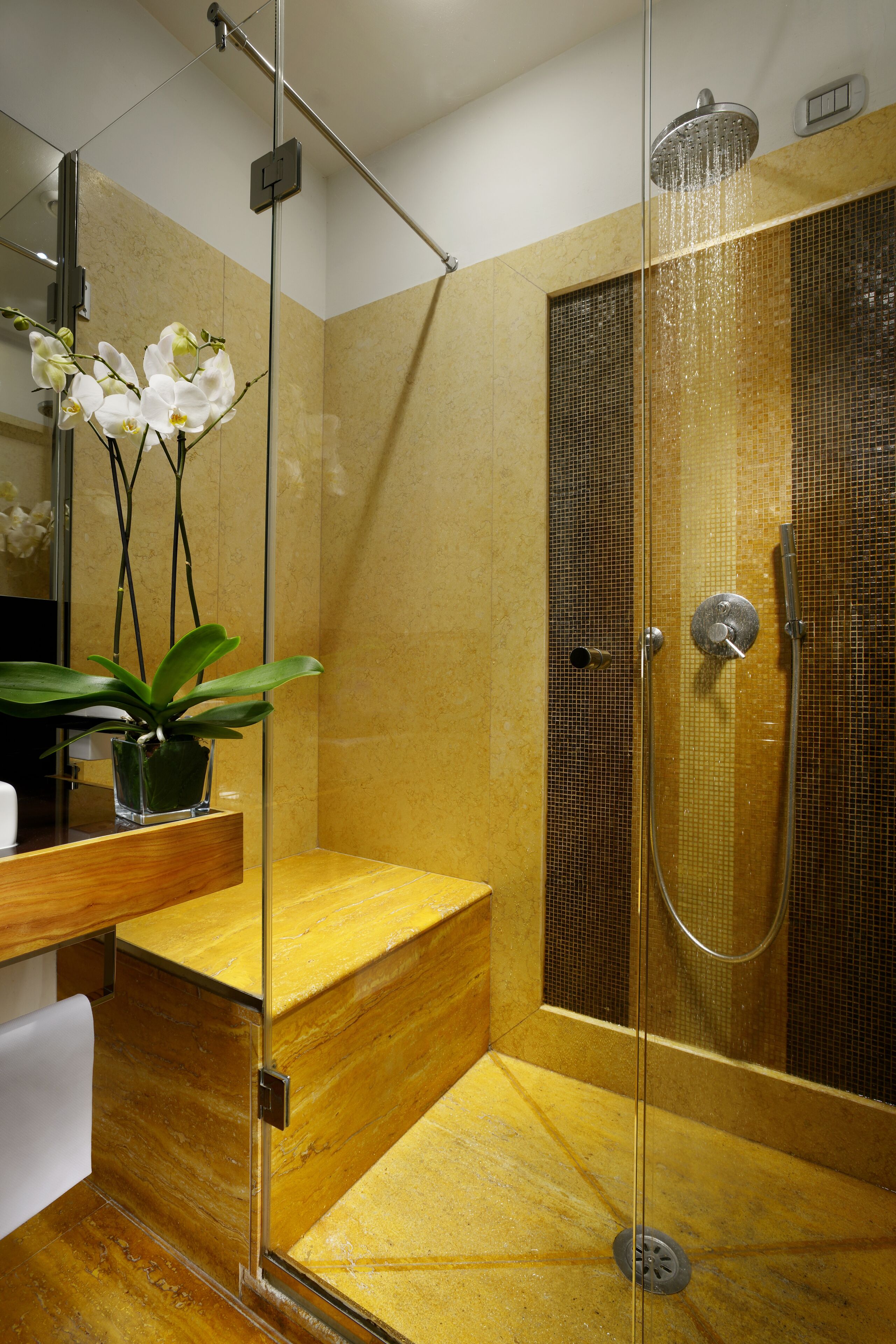 Foto - Mario De' Fiori 37