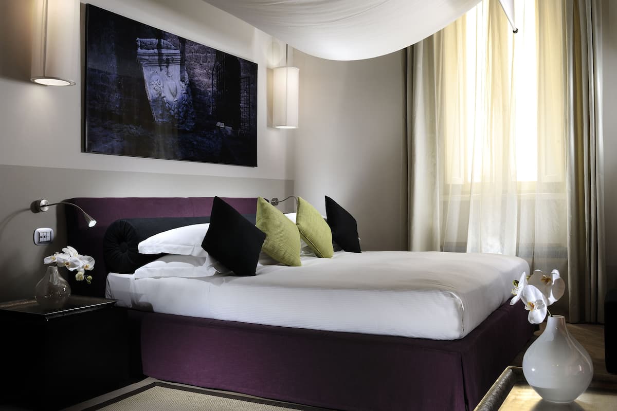 Deluxe Double Room | 1 bedroom, Frette Italian sheets, down duvets, minibar