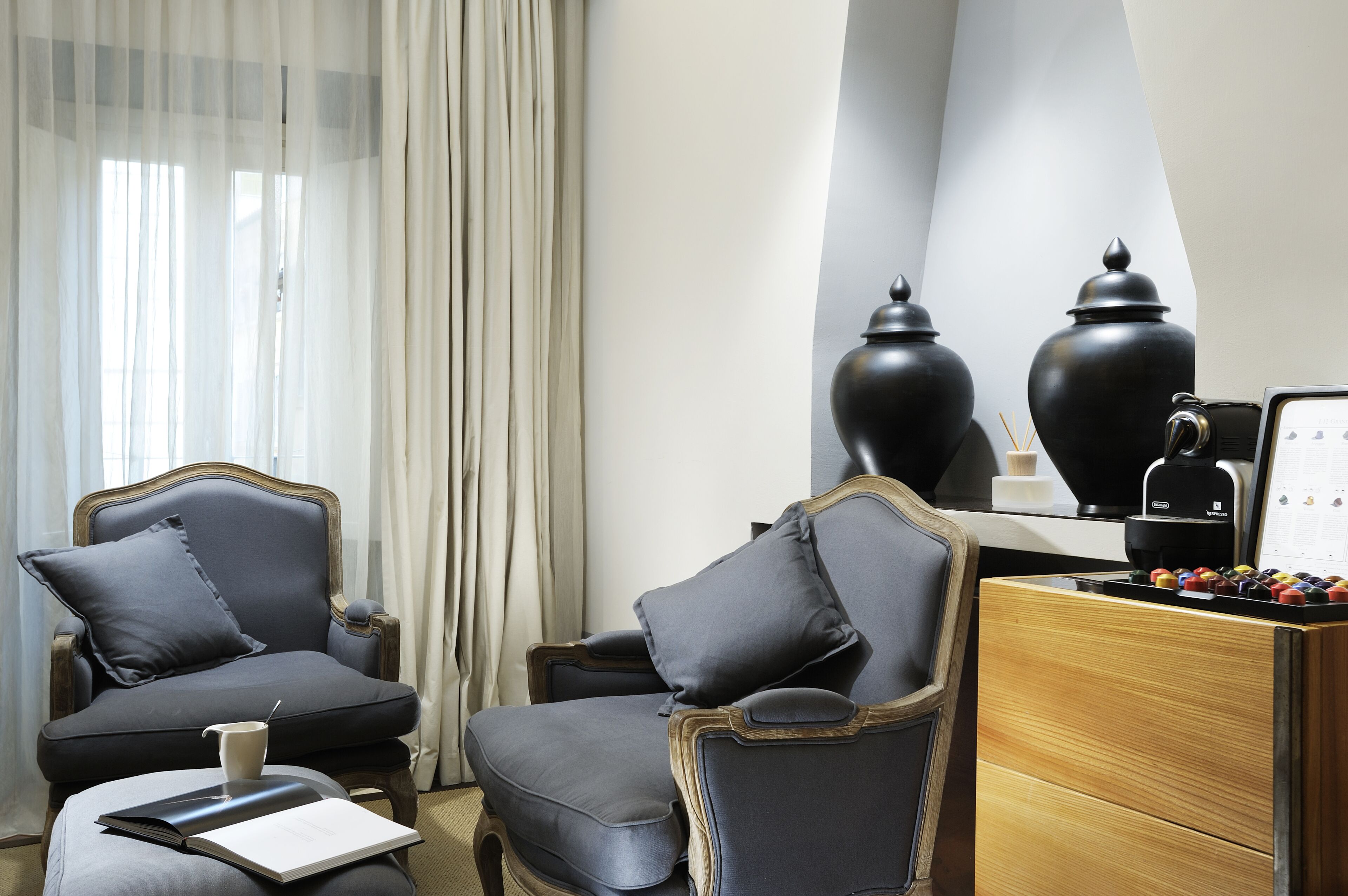 ห้องดีลักซ์ดับเบิล | ผ้าปูที่นอน Frette จากอิตาลี, ผ้านวมขนเป็ด, มินิบาร์, ตู้นิรภัยในห้องพัก