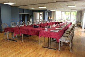 Meeting facility - Logis Hôtel & Restaurant L’Ermitage (Saulges)
