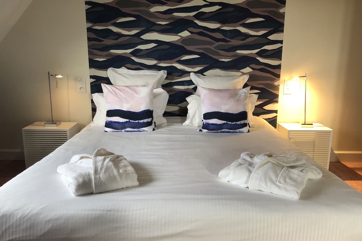 superior room (occ 2 pax) | minibar, in-room safe, individually decorated, individually furnished