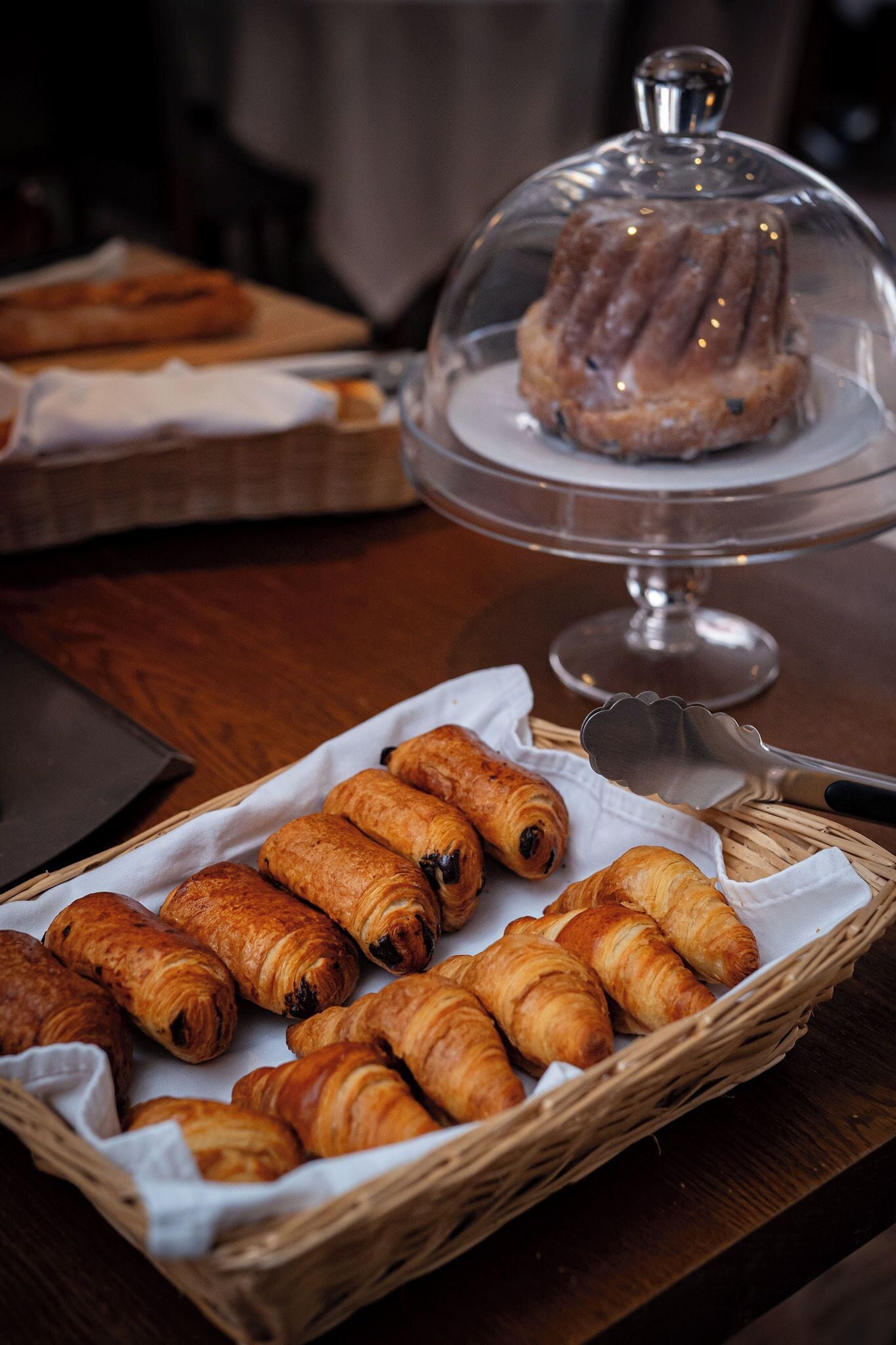 daily buffet breakfast (eur 22 per person)