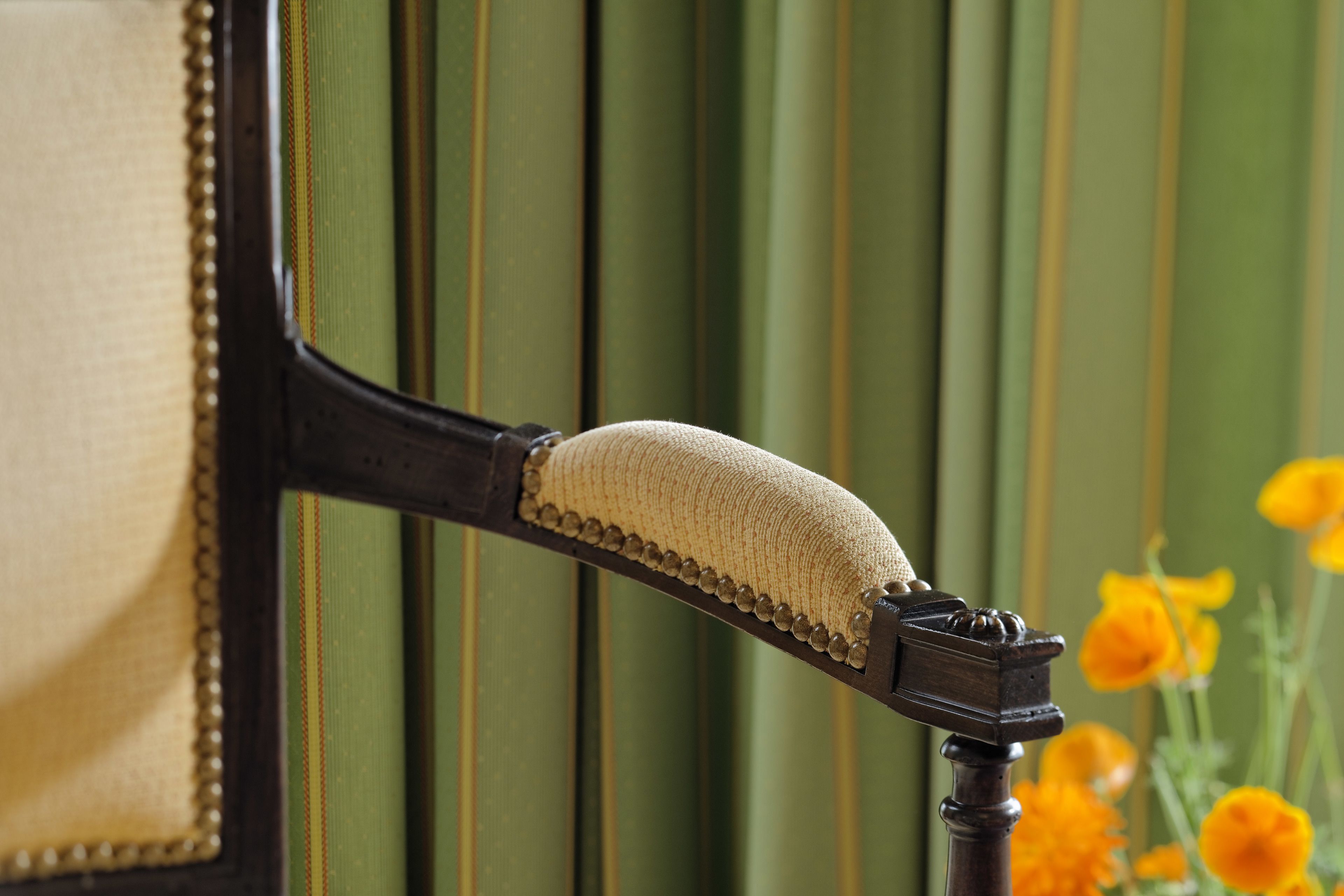 suite | living area | tv