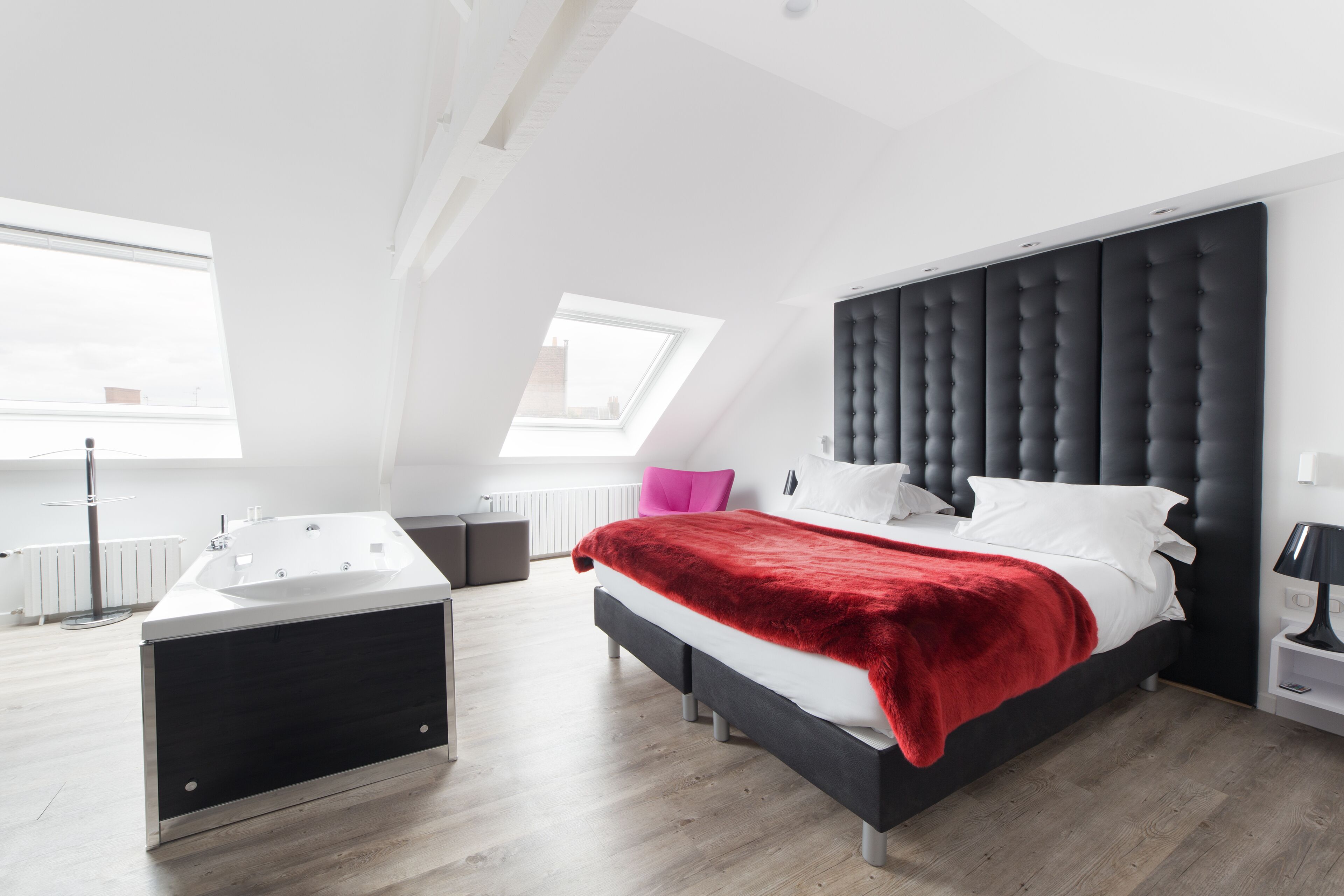 suite (marceline) | 1 bedroom, premium bedding, desk, laptop workspace