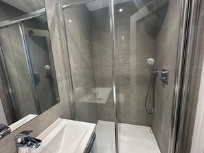 Free WiFi - Arran House Hotel (London)