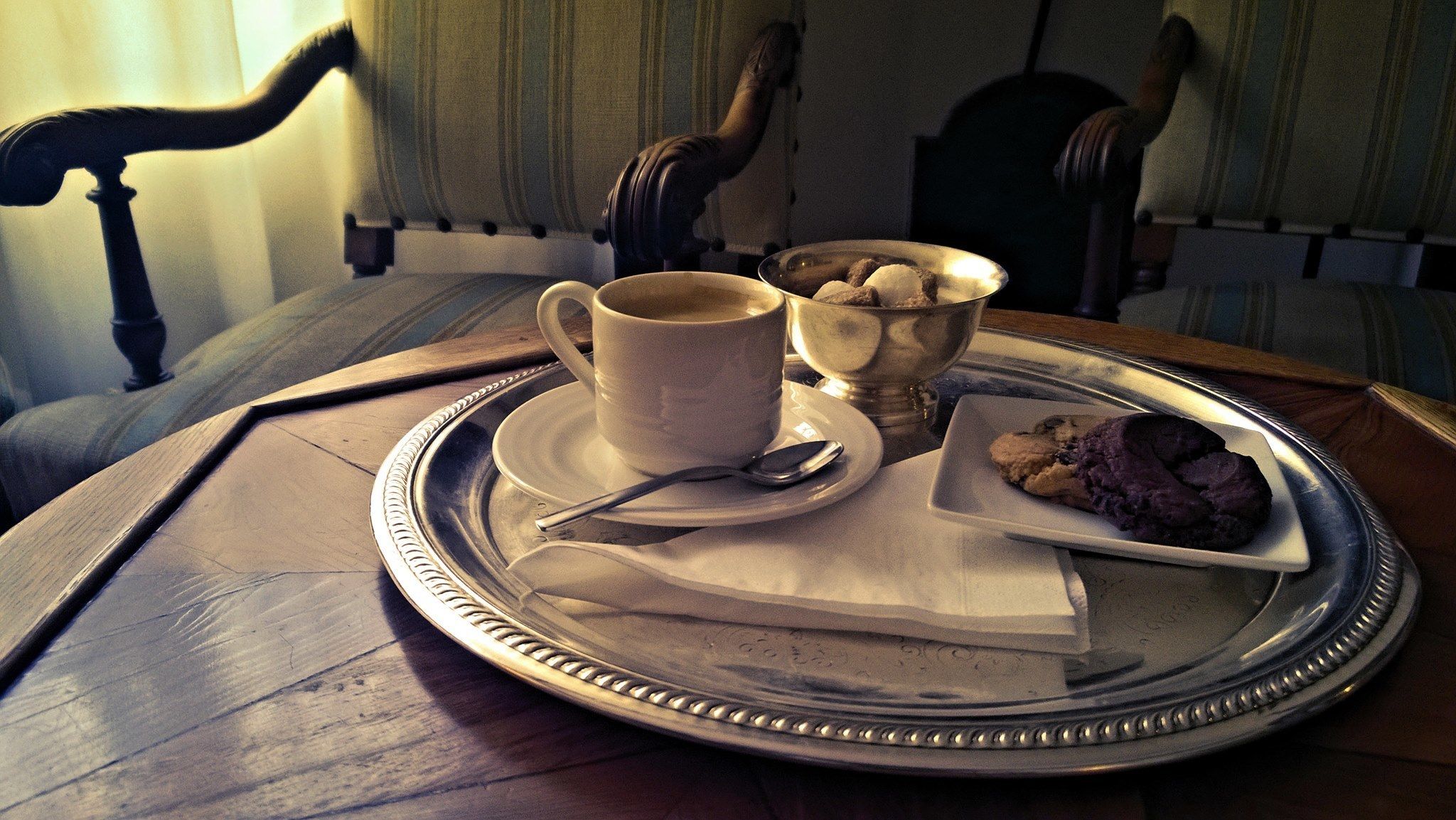 daily buffet breakfast (eur 12 per person)