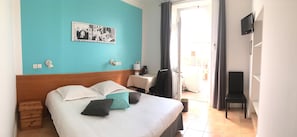 Chambre Tradition, vue cour intérieure