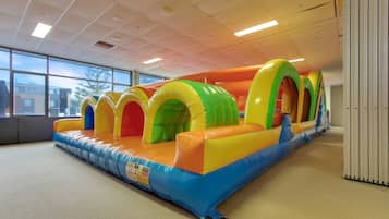 Children’s play area – indoor