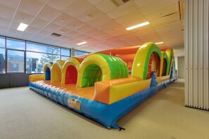Children's play area - indoor - North Pier Hotel (Cowes)