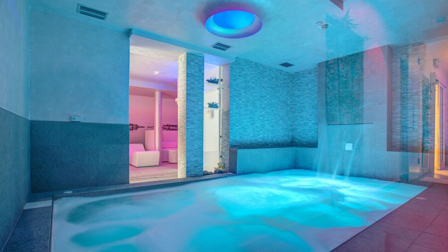 Ferretti Beach Hotel