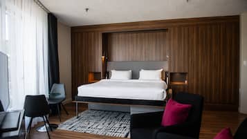 Premium bedding, individually decorated, individually furnished, desk