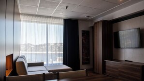 Uklassifisert bilde, 5 av 40, knapp
