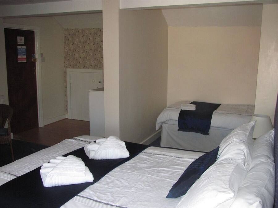 Triple Room, Ensuite (Suitable For 3 Adults) | 1 bedroom