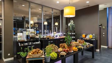 Tägliches Frühstücksbuffet gegen Gebühr