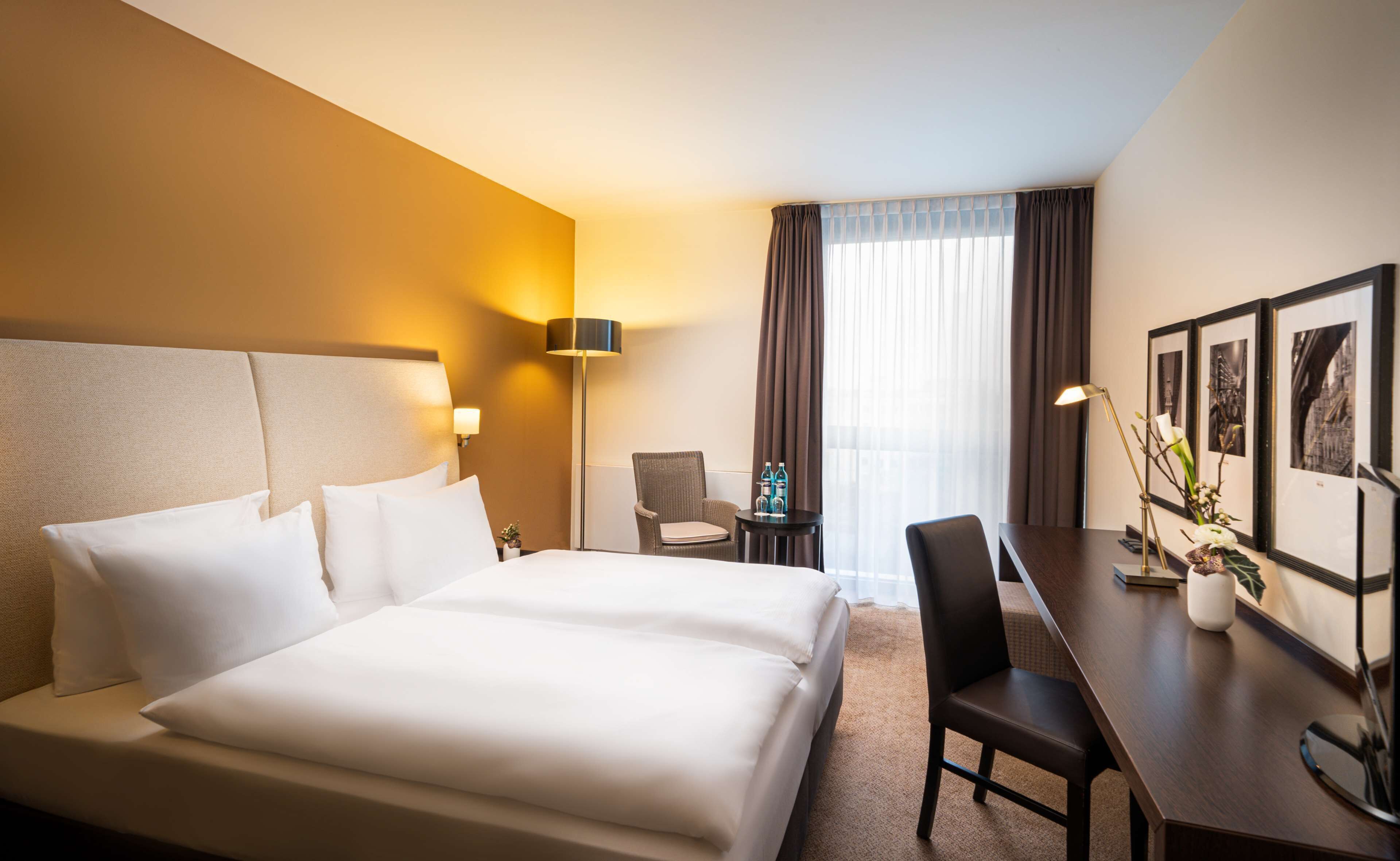 Premium bedding, Select Comfort beds, minibar, in-room safe