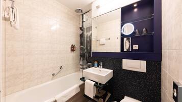 Dusche, Regendusche, kostenlose Toilettenartikel, Haartrockner