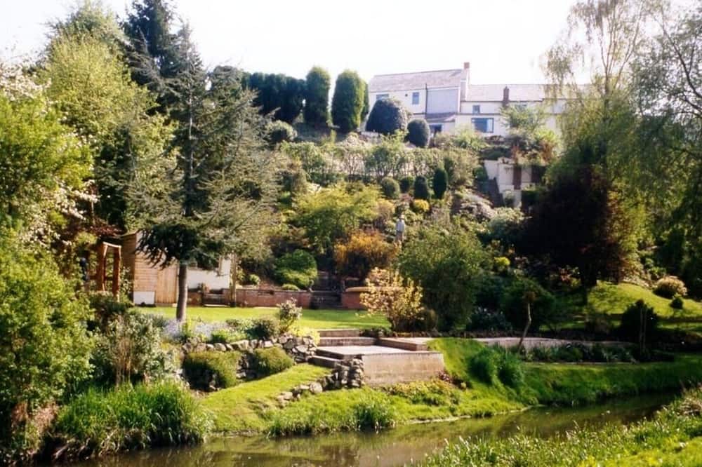Brownhill House - Wykey