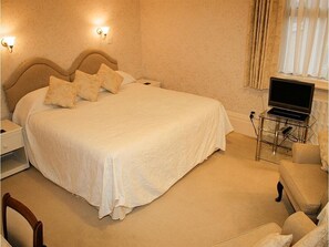 Double or Twin Room, Ensuite