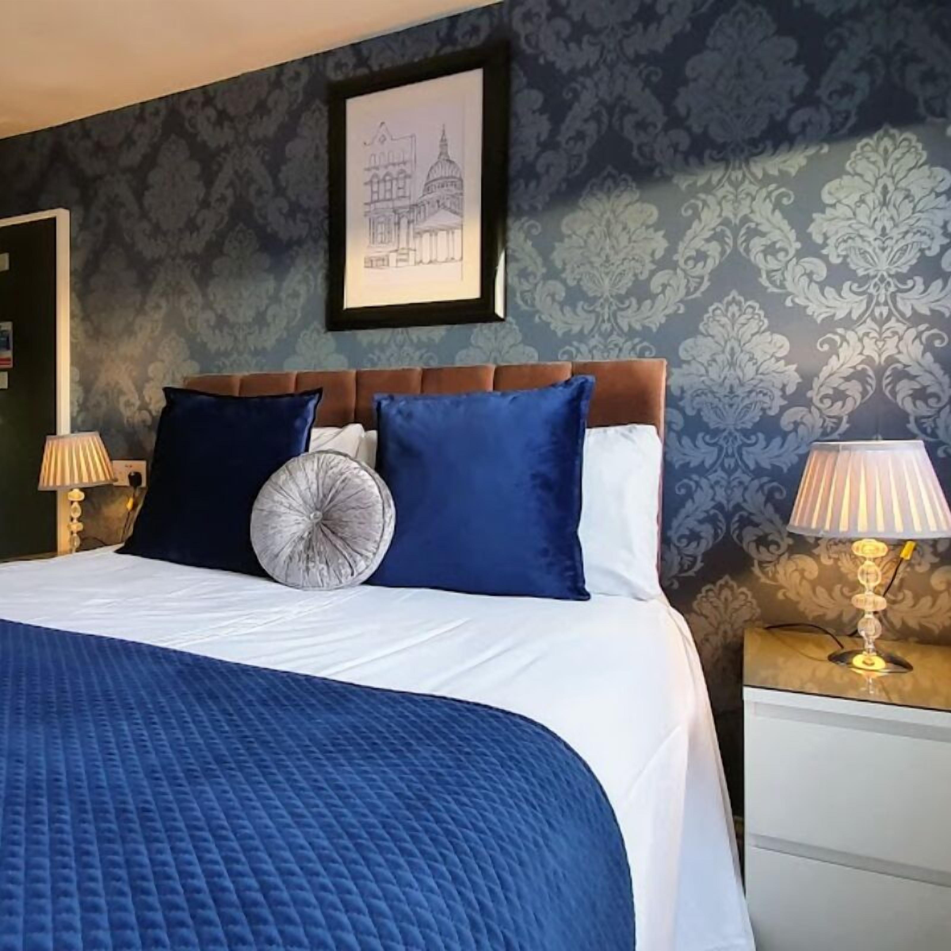 Standard Double Room | Bed sheets