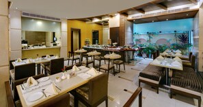 Breakfast, lunch, dinner served; Indian cuisine