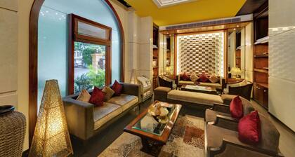 Grand Residency Hotel & Serviced Apartments