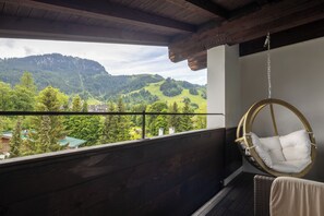 Herbergi með tvíbreiðu rúmi (Hahnenkamm) | Stofa | Flatskjársjónvarp