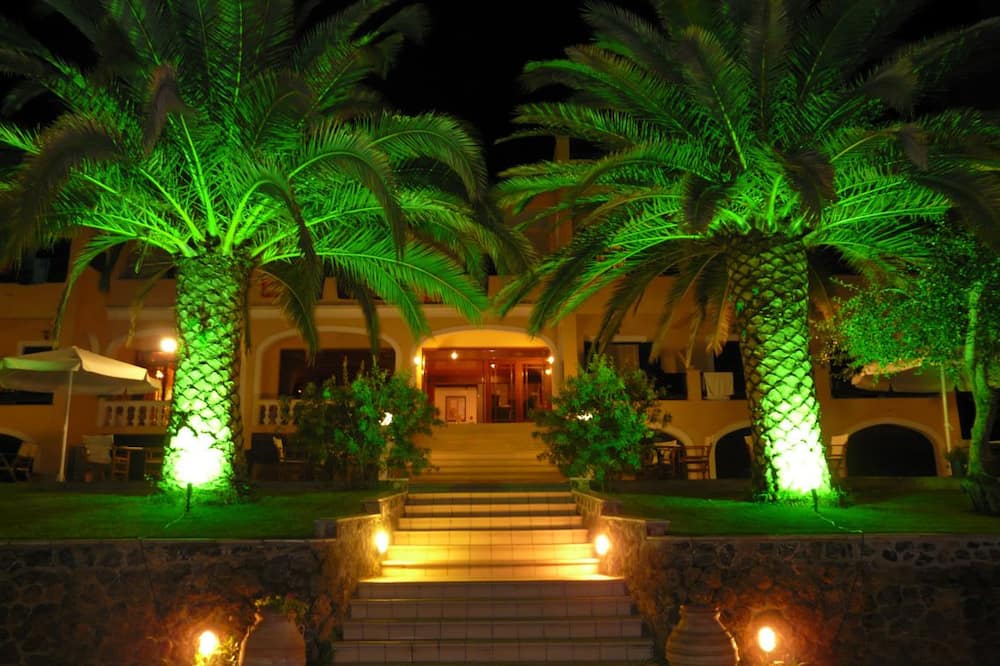 Fiori Hotel