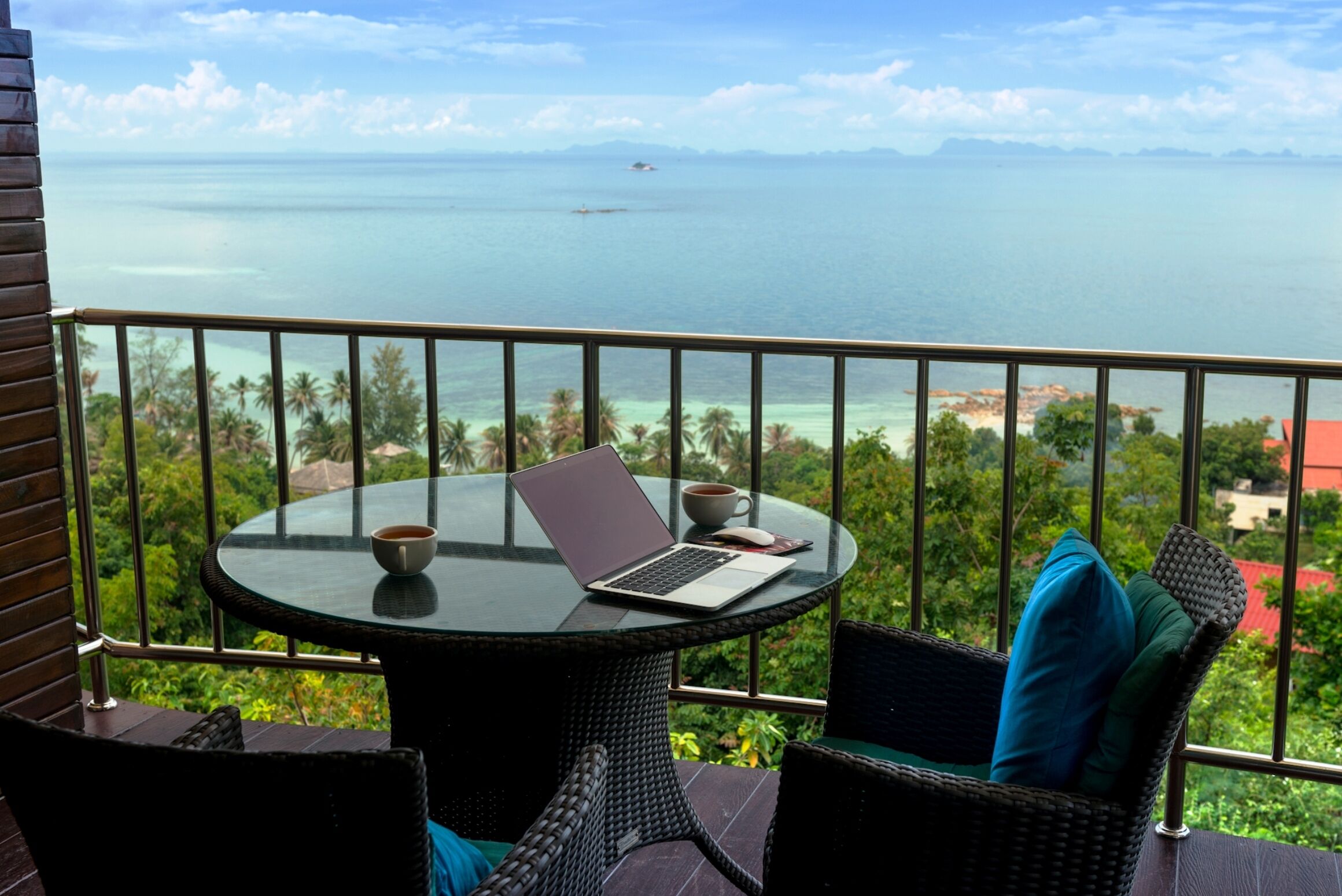Sea View Corner Suites | Parveke