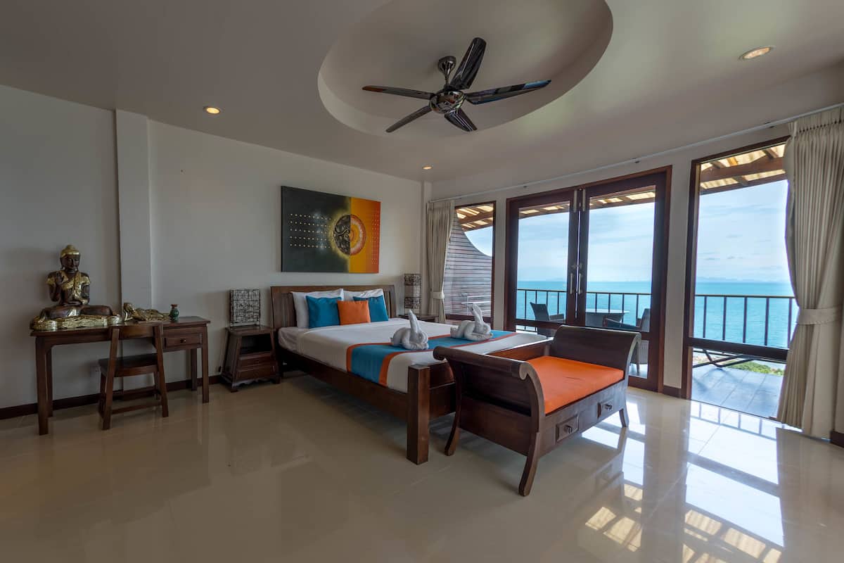 sea view corner suites | 2 bedrooms, premium bedding, minibar, in-room safe